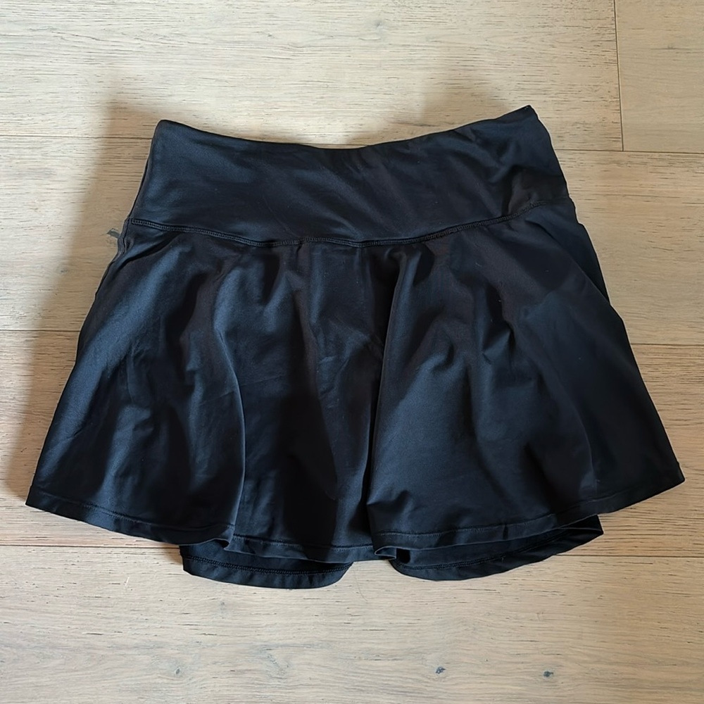 Flowy Black Athletic Skirt Size L